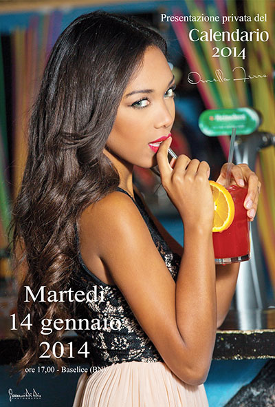 La miss Ornella Ferro presenta il suo calendario La miss Ornella Ferro presenta il suo calendario