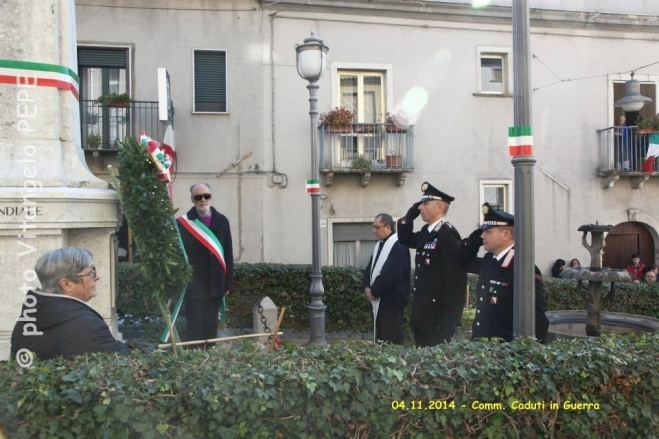 L’Associazione Locale delle Famiglie dei Caduti e Dispersi in Guerra rinnova lo straziante sacrificio per non dimenticare i figli di San Bartolomeo caduti in guerra L’Associazione Locale delle Famiglie dei Caduti e Dispersi in Guerra rinnova lo straziante sacrificio per non dimenticare i figli di San Bartolomeo caduti in guerra